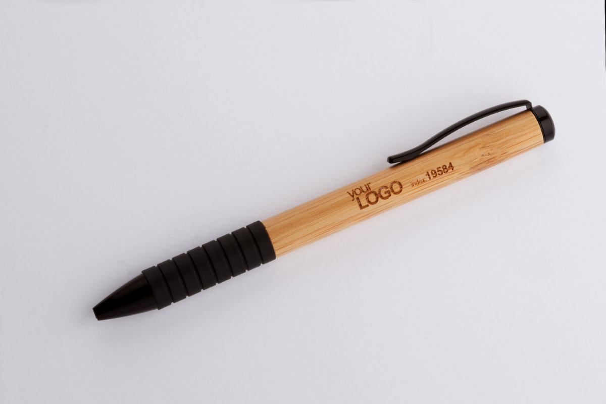 Długopis bambusowy z grawerem logo